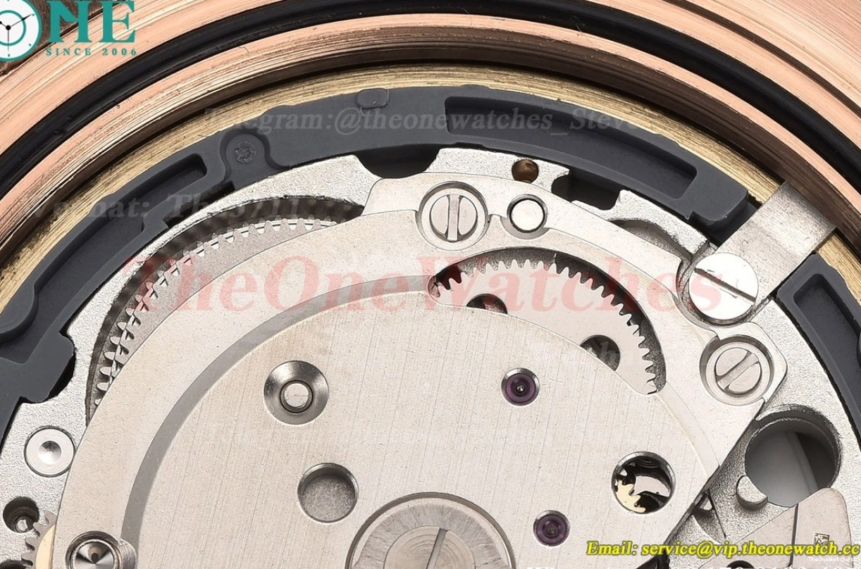 MY8215 GDF Daydate RG RG Dial White 40mm 0110